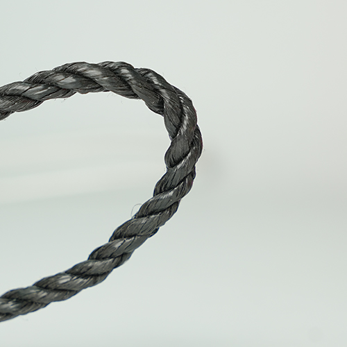 Tear-resistant film rope